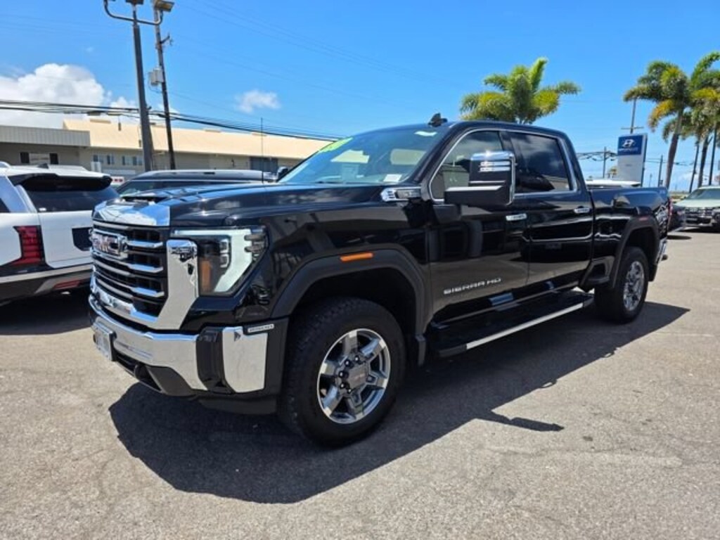 Used 2025 GMC Sierra 2500 HD SLT Truck