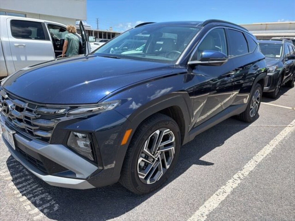 Used 2025 Hyundai Tucson Hybrid Limited