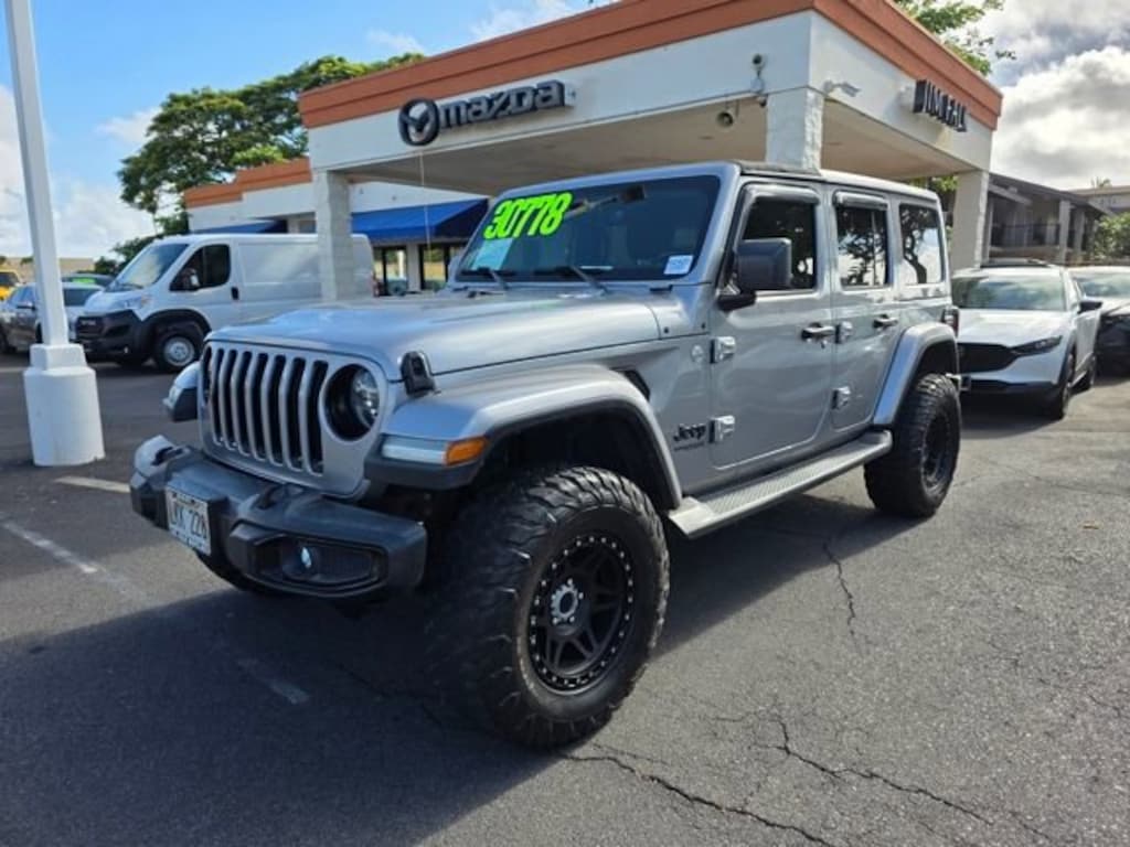 Used 2019 Jeep Wrangler Unlimited Sahara Altitude