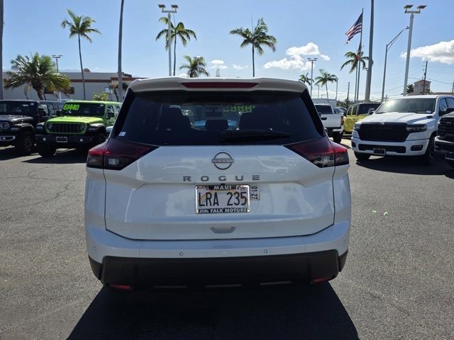 2025 Nissan Rogue SV photo 3
