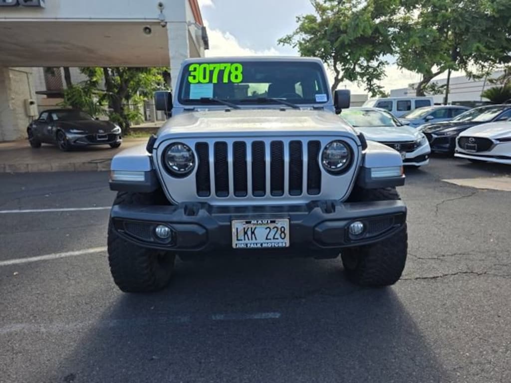Used 2019 Jeep Wrangler Unlimited Sahara Altitude