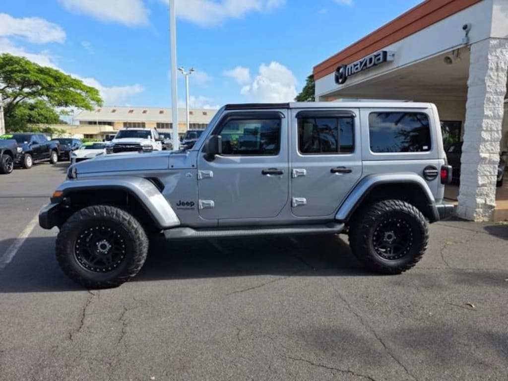 Used 2019 Jeep Wrangler Unlimited Sahara Altitude