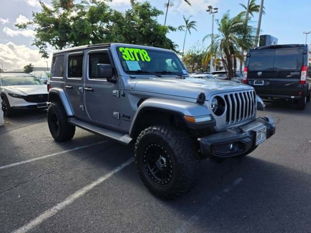 Used 2019 Jeep Wrangler Unlimited Sahara Altitude