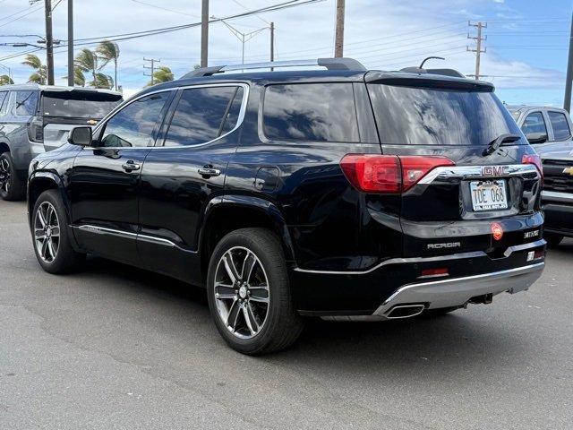 2017 Gmc Acadia Denali photo 3