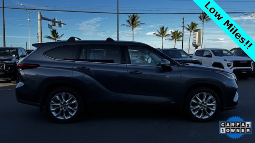 Used 2022 Toyota Highlander Hybrid Limited