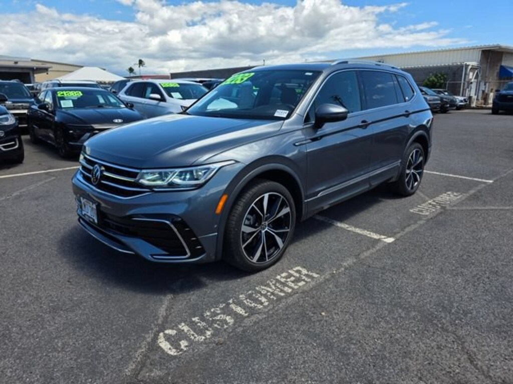 Used 2022 Volkswagen Tiguan SEL R-Line