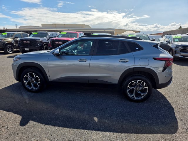 Used 2024 Chevrolet Trax LT SUV