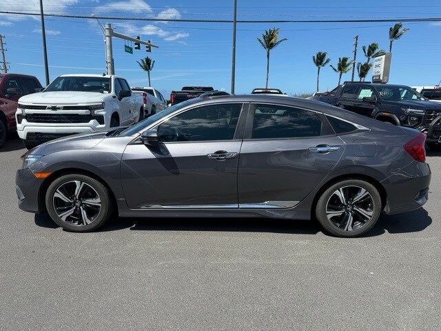 2016 Honda Civic Touring photo 2