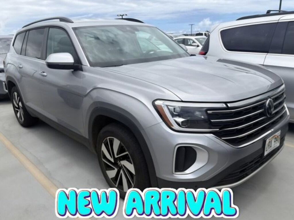 Used 2025 Volkswagen Atlas 2.0T SE w/Technology SUV