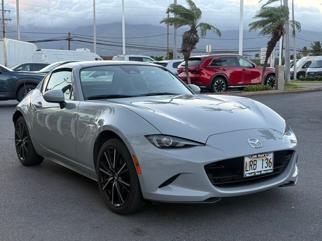 2024 Mazda MX-5 Miata Miata RF Grand Touring photo 2