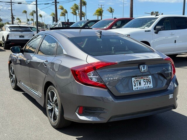 2016 Honda Civic Touring photo 3