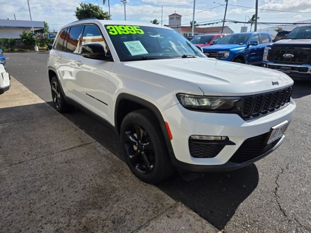 Used 2023 Jeep Grand Cherokee Limited SUV