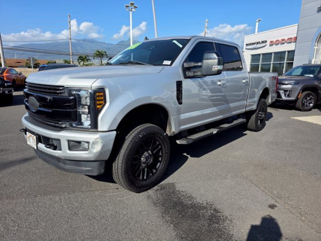 Used 2019 Ford F-250 Lariat Truck Crew Cab