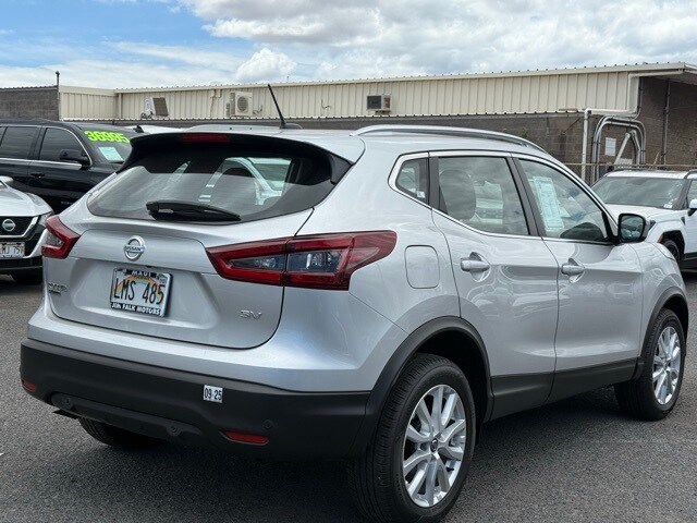 2022 Nissan Rogue Sport SV photo 2