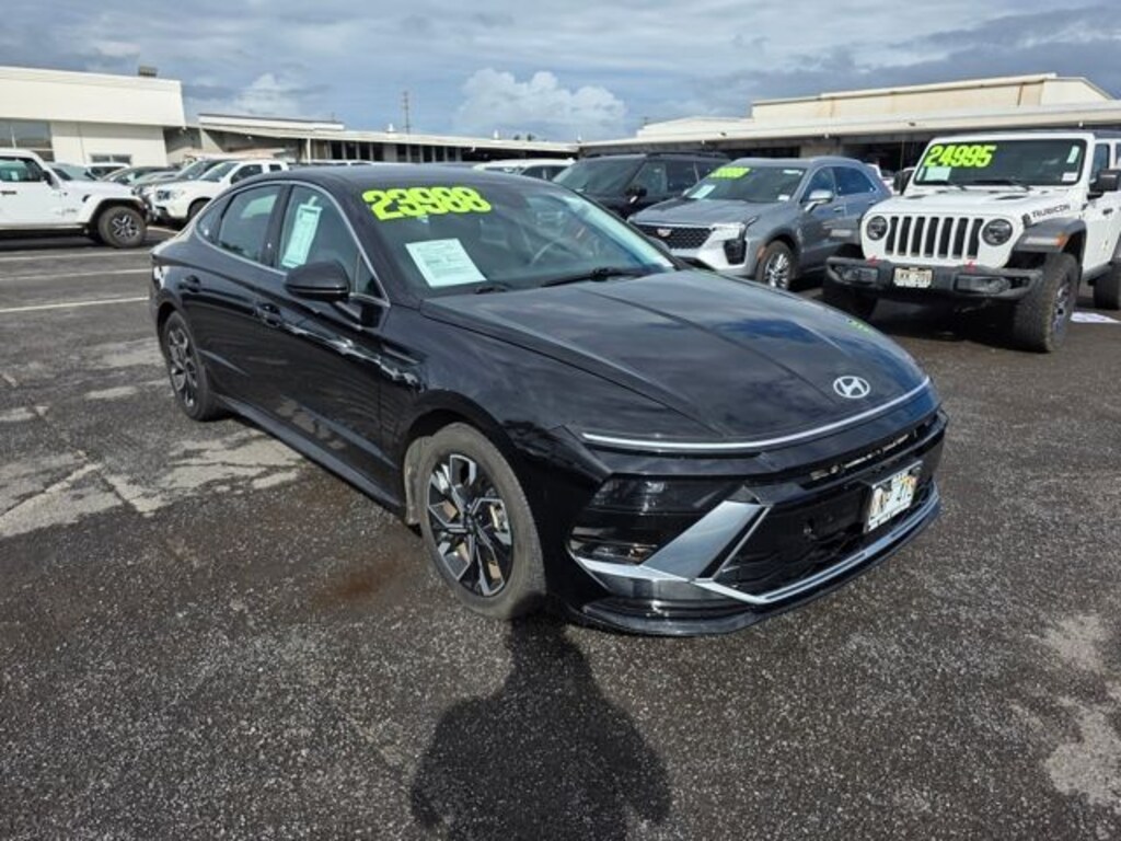 Used 2024 Hyundai Sonata SEL Sedan