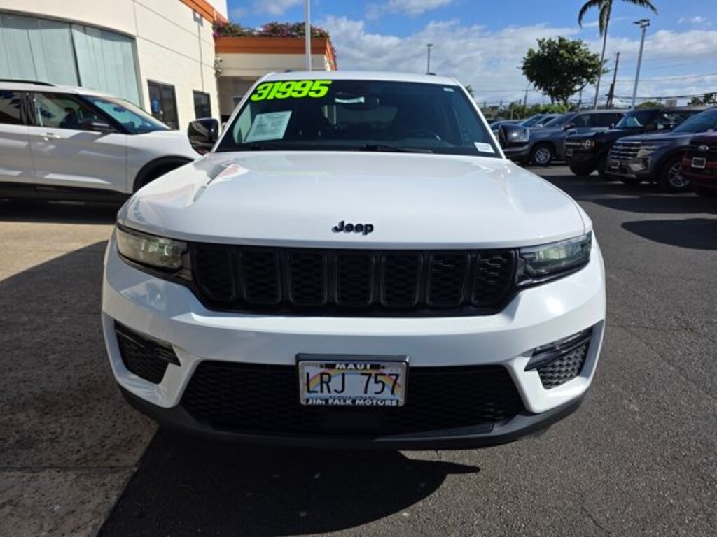 Used 2023 Jeep Grand Cherokee Limited SUV