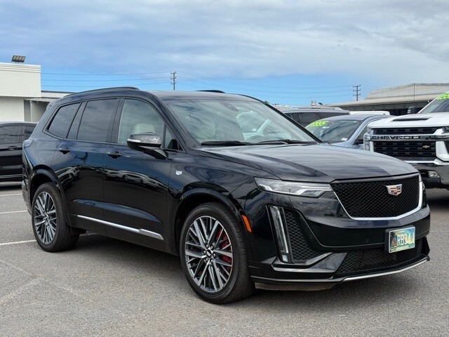 2023 Cadillac XT6 Sport photo 2