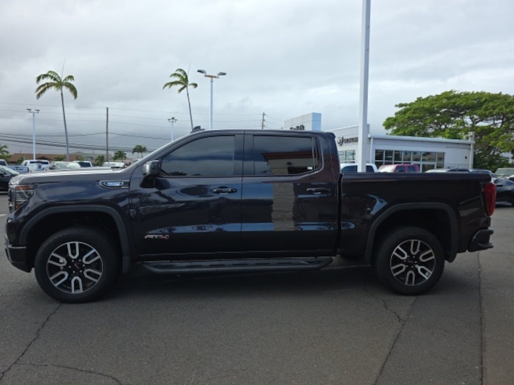 Used 2023 GMC Sierra 1500 AT4 Truck Crew Cab