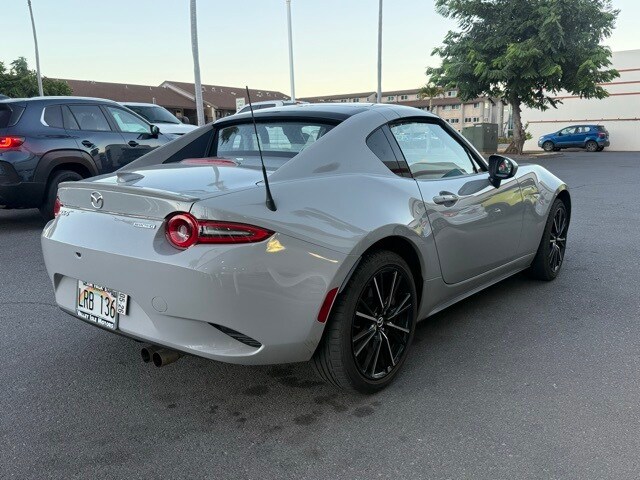 2024 Mazda MX-5 Miata Miata RF Grand Touring photo 3