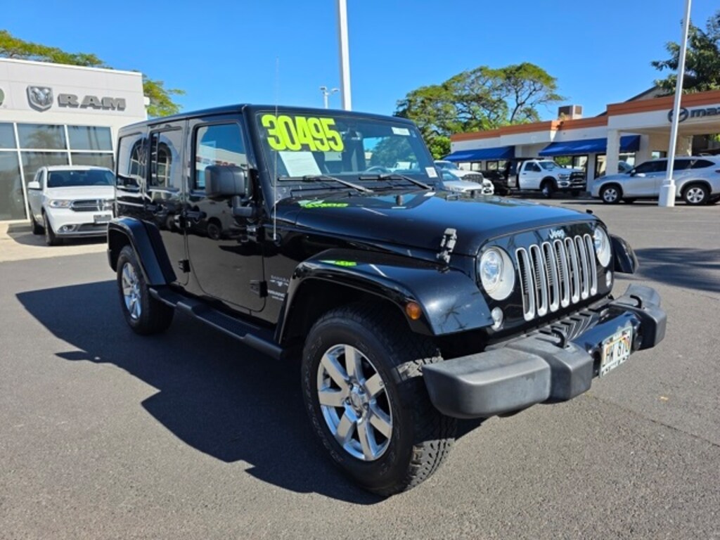 Used 2017 Jeep Wrangler JK Unlimited Sahara 4x4 SUV