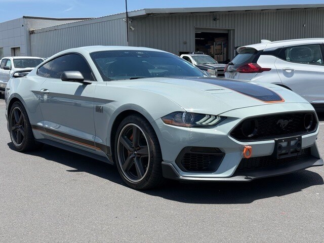 2023 Ford Mustang Mach 1 photo 2