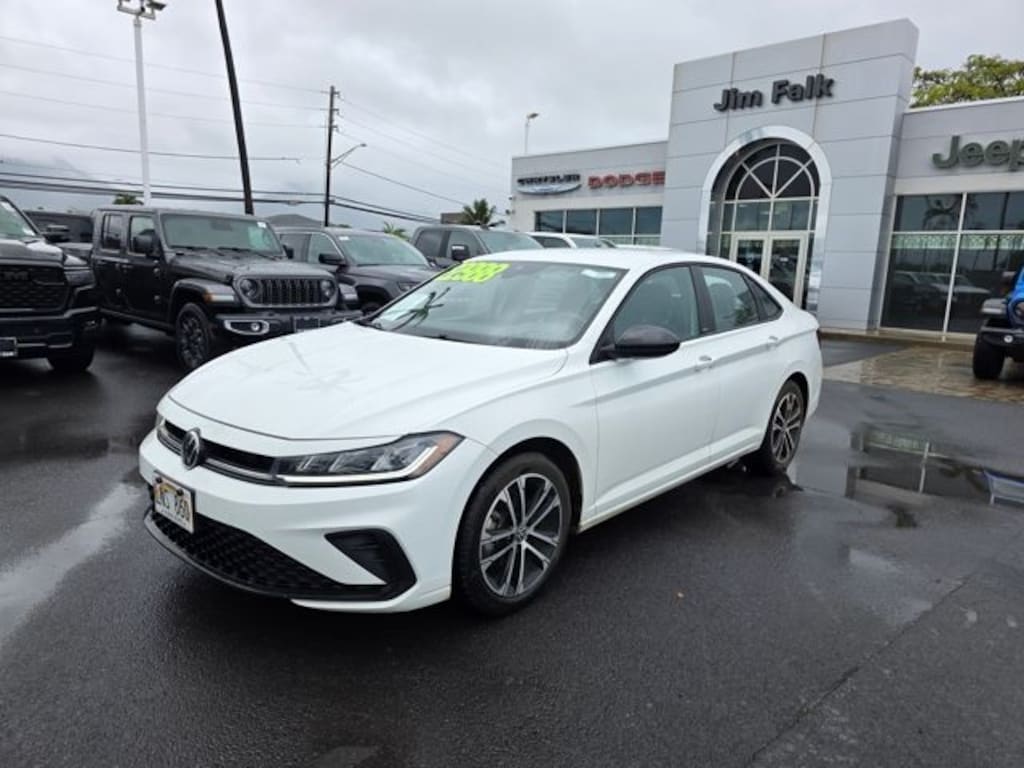 Used 2025 Volkswagen Jetta 1.5T Sport Sedan