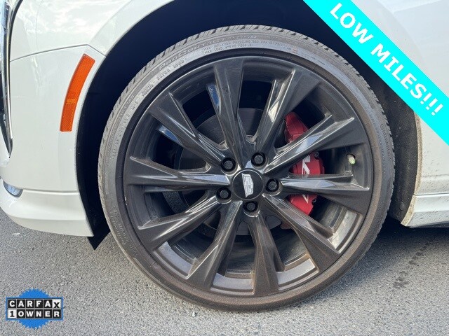 2023 Cadillac CT4 Sport photo 3