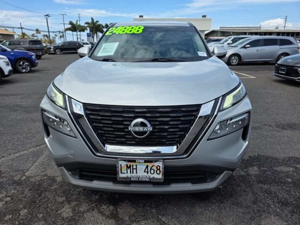 Used 2022 Nissan Rogue SV SUV