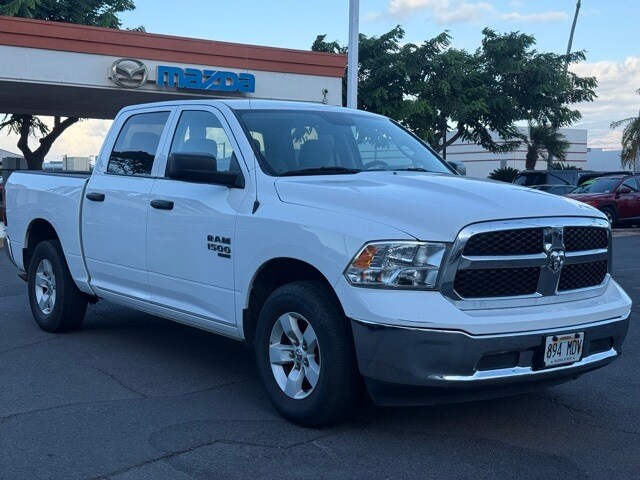 2022 Ram 1500 Classic SLT photo 2