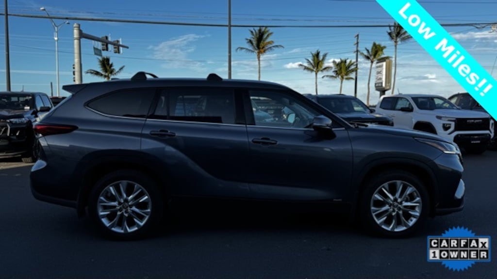 Used 2022 Toyota Highlander Hybrid Limited SUV