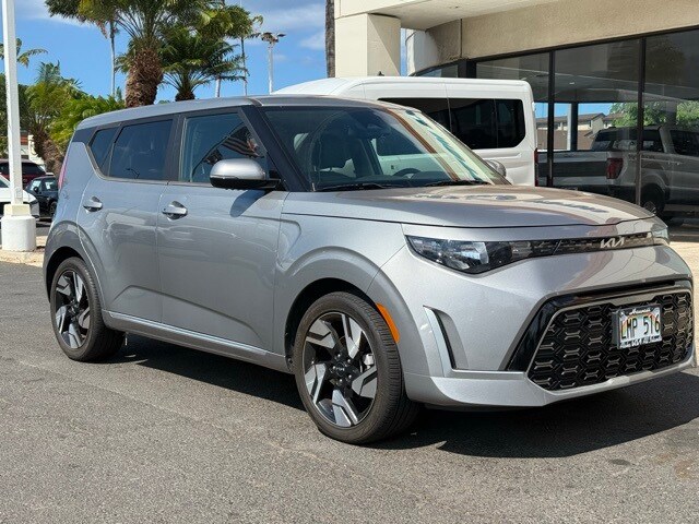 2023 Kia Soul GT-Line photo 2