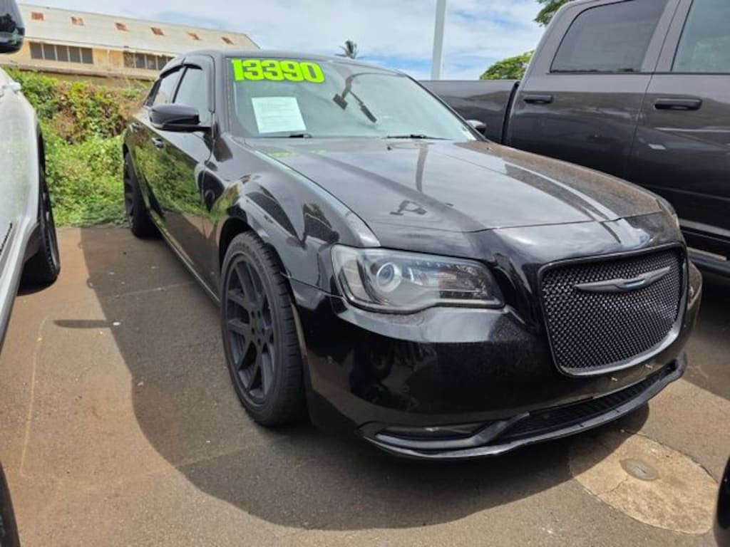 Used 2016 Chrysler 300 Limited Sedan