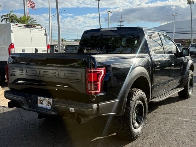 2018 Ford F-150 Raptor photo 2