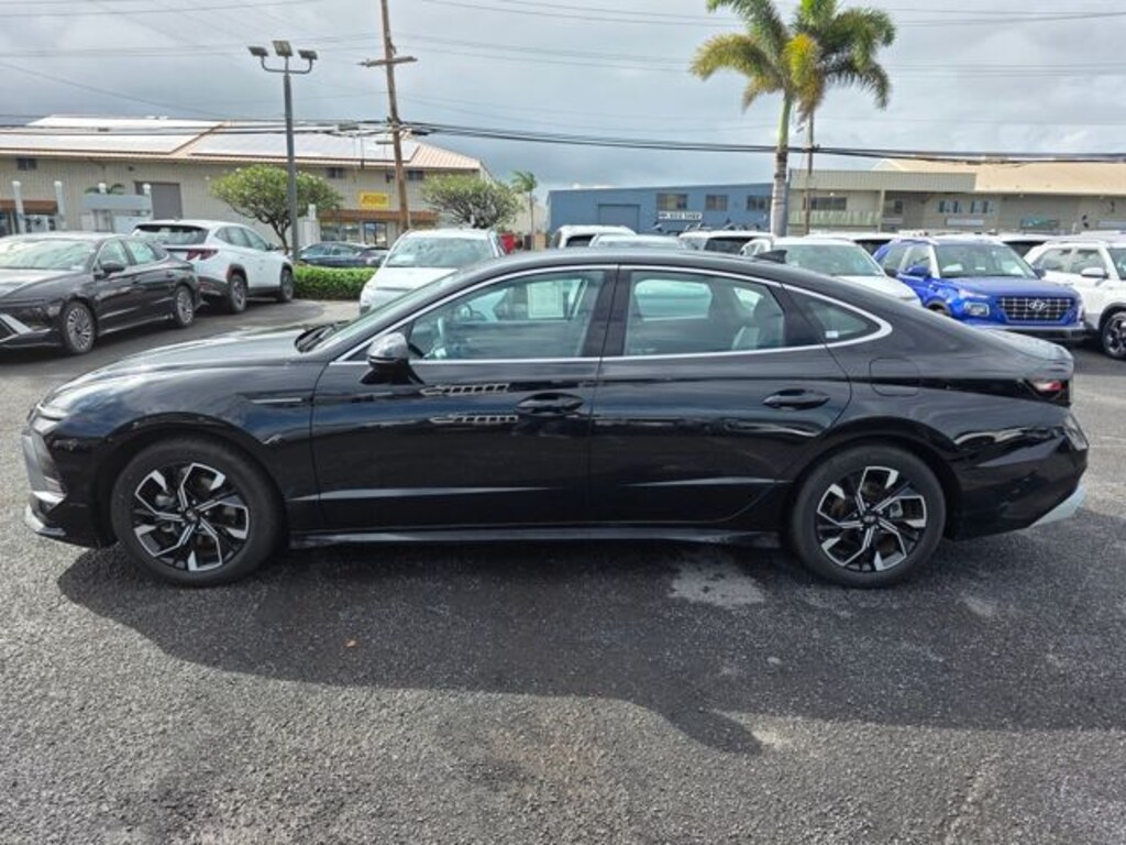 Used 2024 Hyundai Sonata SEL Sedan