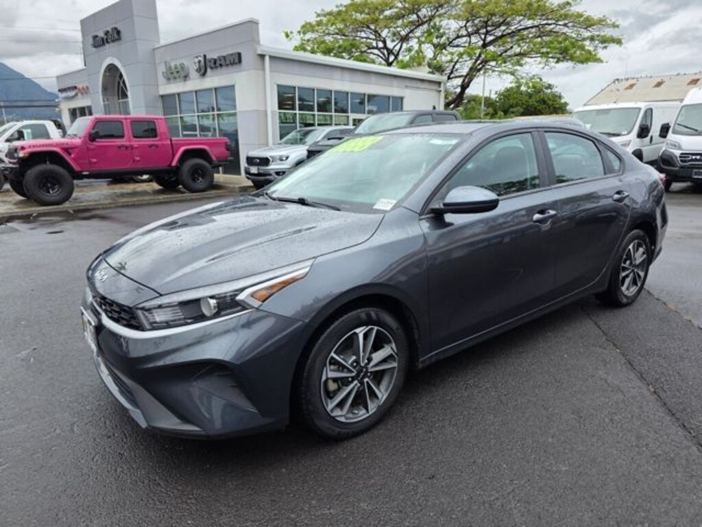 Used 2023 Kia Forte LXS Sedan