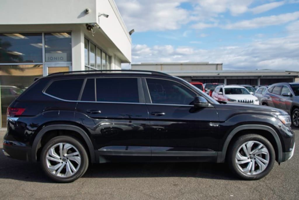 Used 2021 Volkswagen Atlas 3.6L V6 SE w/Technology 4MOTION SUV