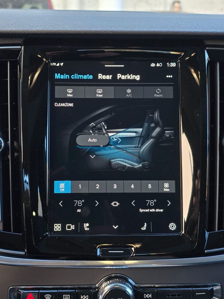 2025 Volvo S90 Plus - Photo 30