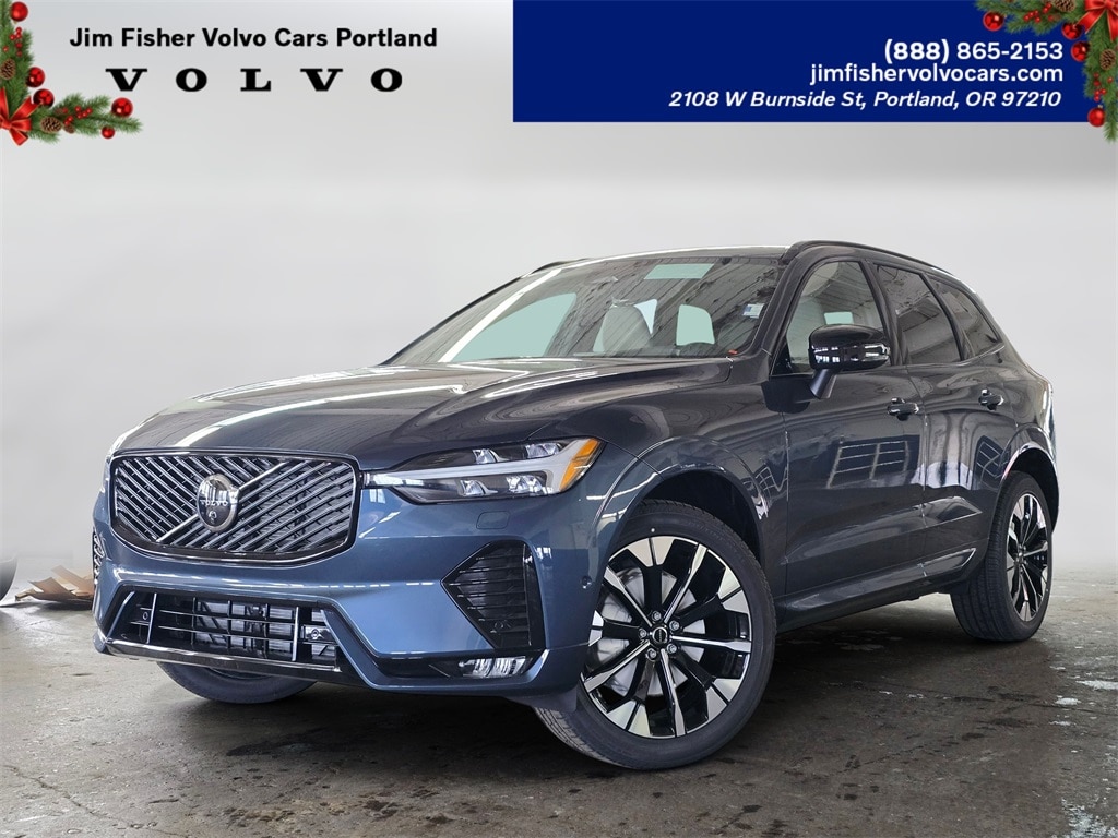 2026 Volvo XC60 Plus's photo