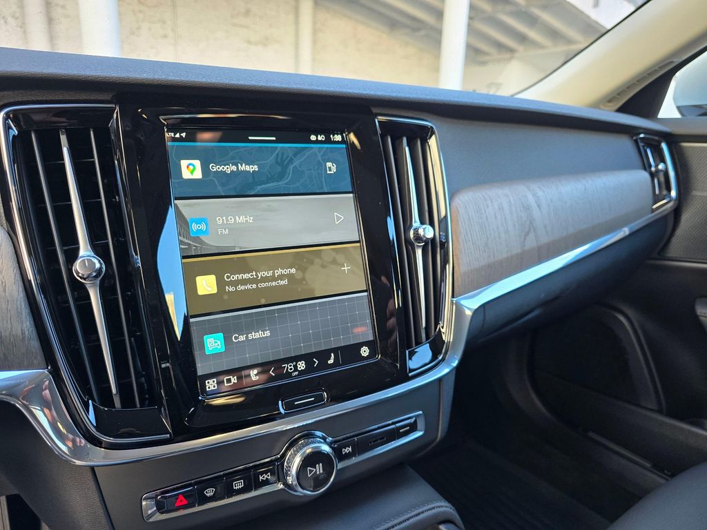2025 Volvo S90 Plus - Photo 26