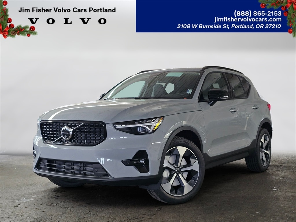 2026 Volvo XC40 Plus's photo