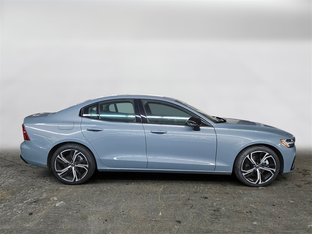 Used 2024 Volvo S60 B5 Core Dark Sedan