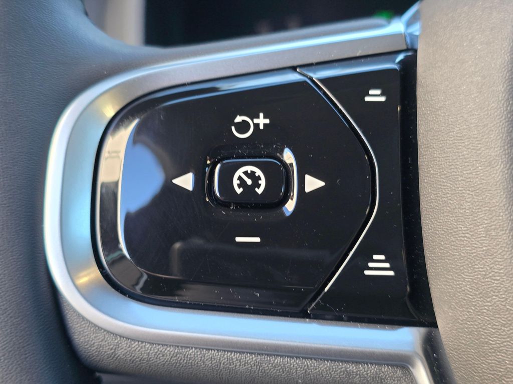 2025 Volvo S90 Plus - Photo 33