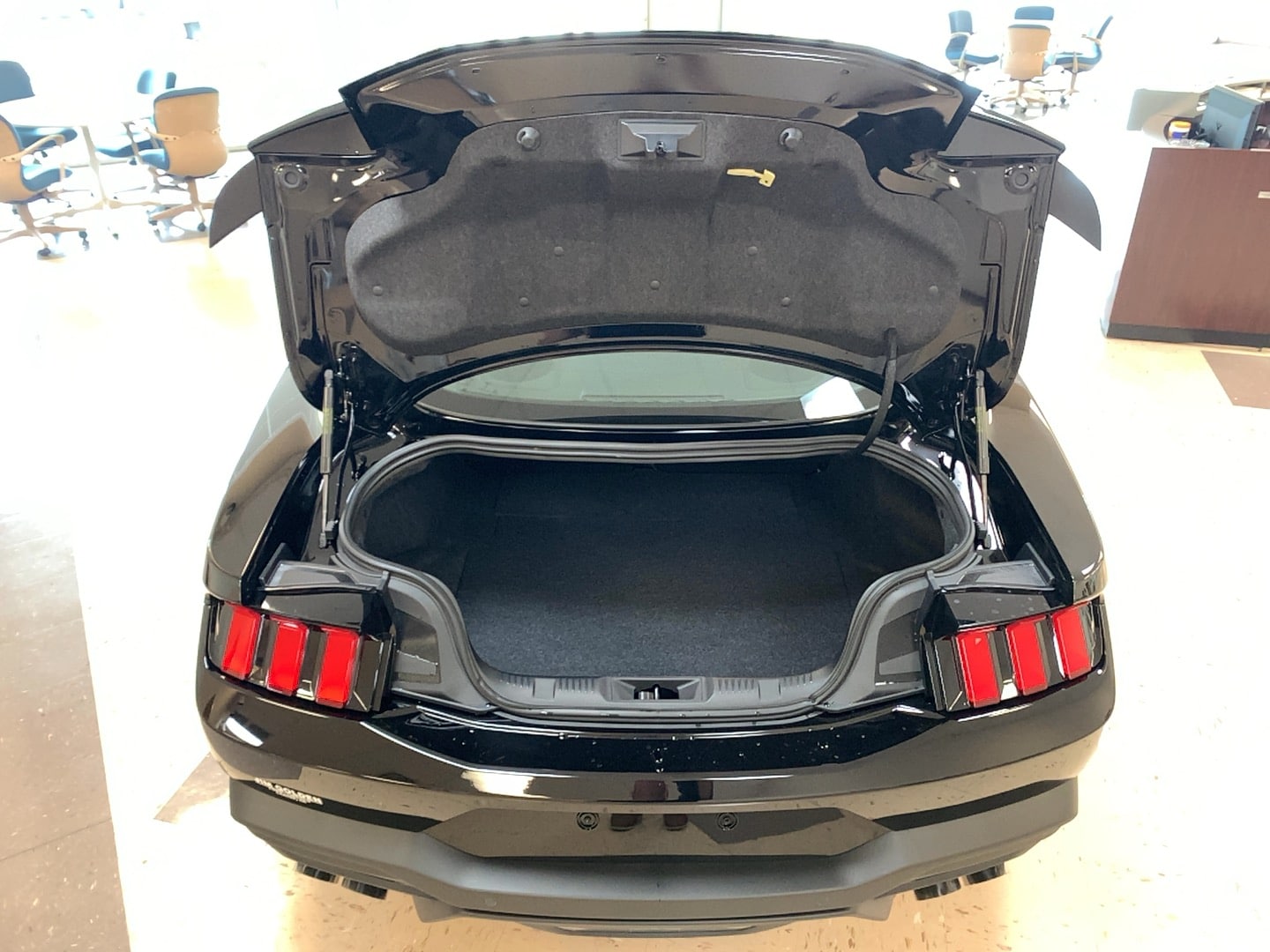 2025 Ford Mustang GT Premium Fastback - Photo 17