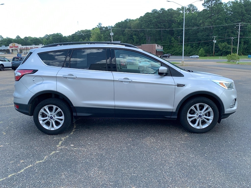 Used 2018 Ford Escape SE SUV