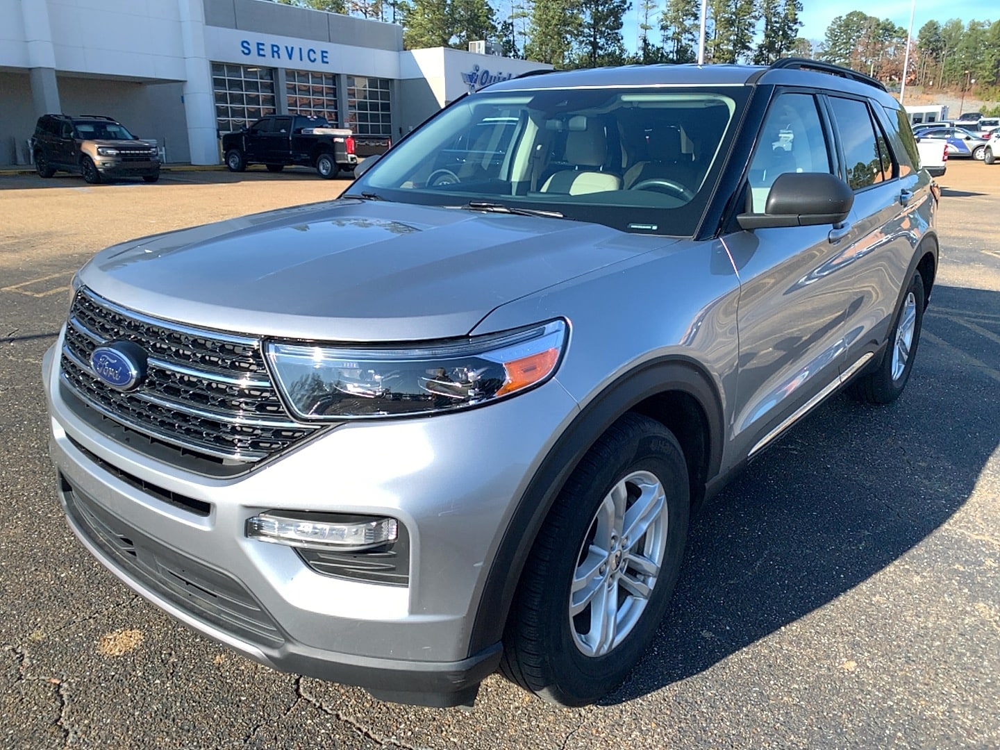 2020 Ford Explorer XLT's photo