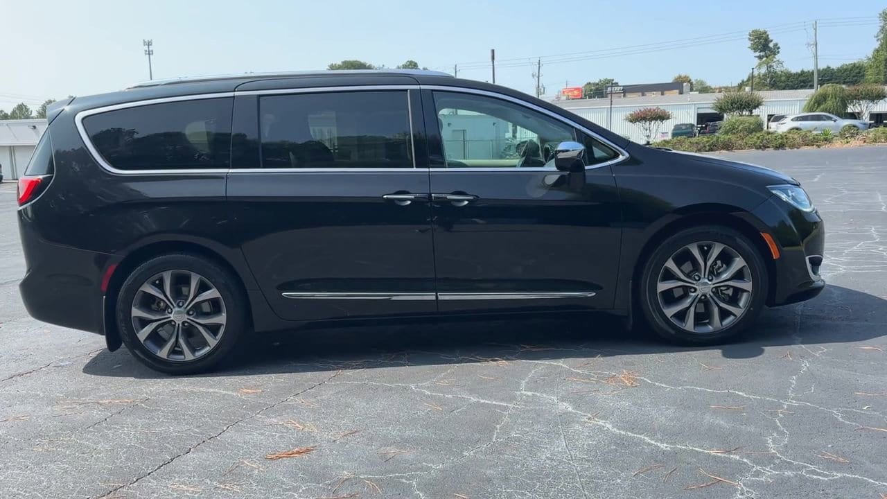 Used 2018 Chrysler Pacifica Limited with VIN 2C4RC1GG8JR100376 for sale in Gainesville, GA