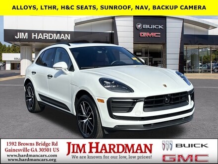 2023 Porsche Macan SUV