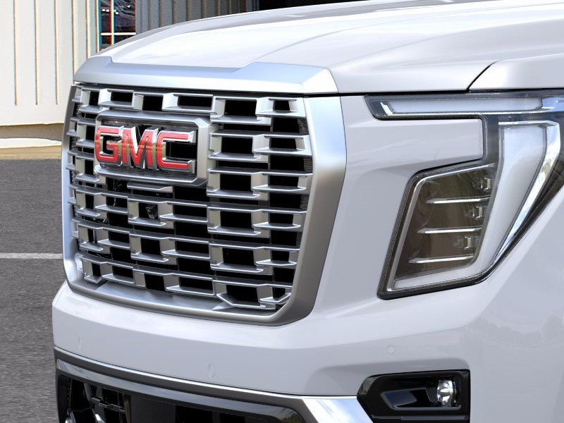 2026 GMC Yukon Denali - Photo 13
