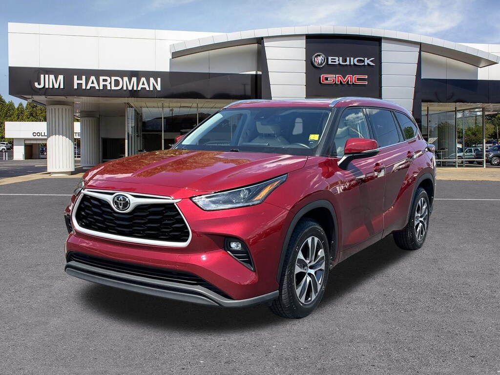 Used 2021 Toyota Highlander XLE SUV