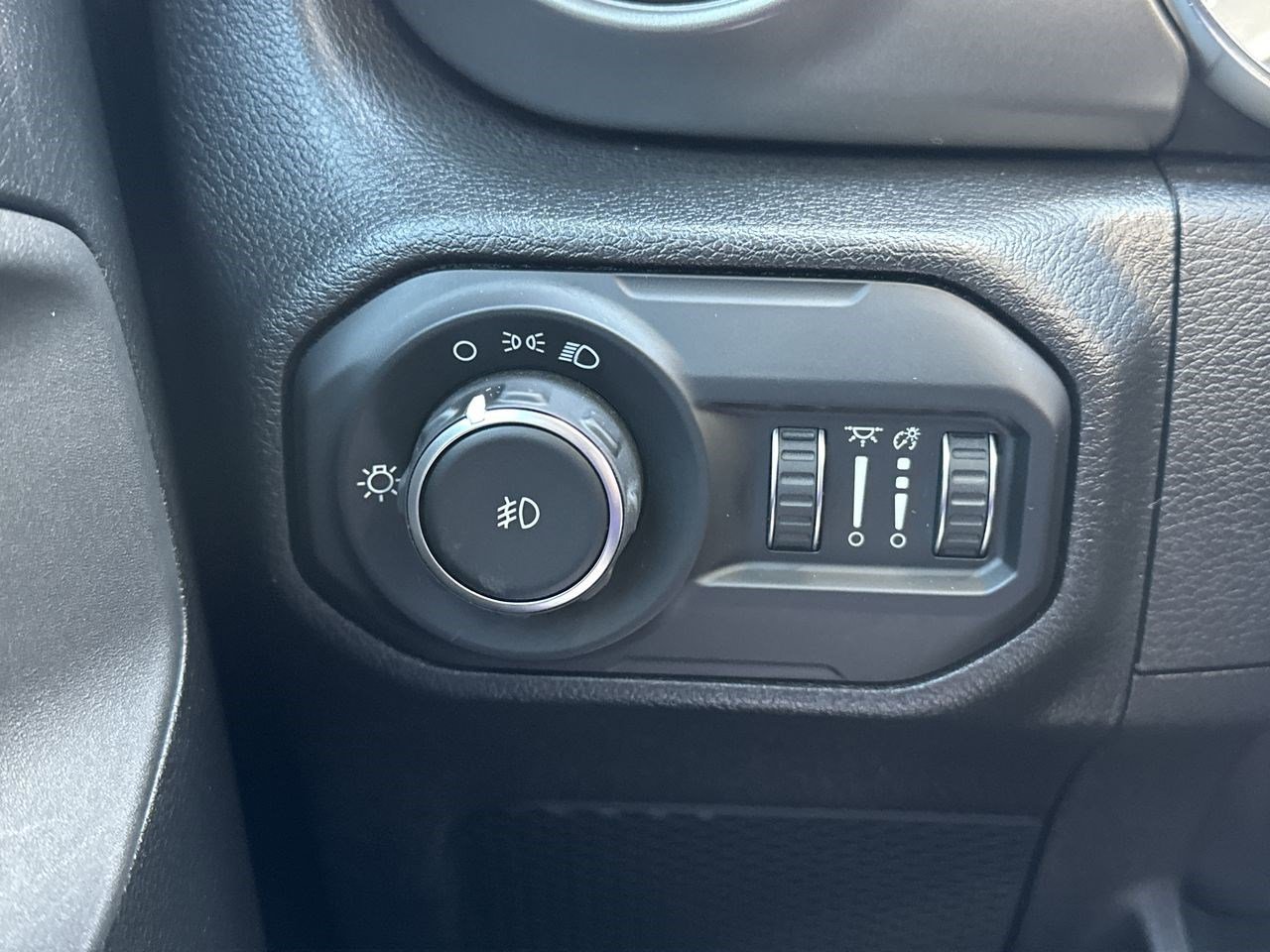 2021 Jeep Wrangler Unlimited Sport - Photo 18